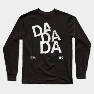 Trio / DA DA DA / Minimalist Graphic Artwork Long Sleeve T-Shirt